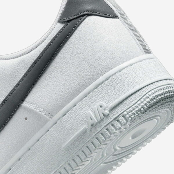 NIKE AIR FORCE 1 LOW WHITE GREY DX8967-100 1